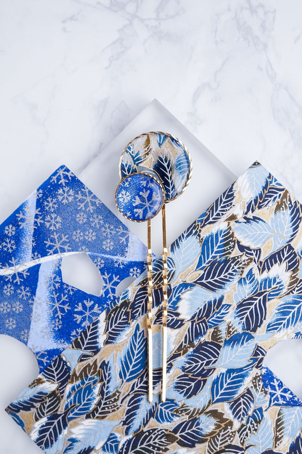 Moonflower Hairpin -Withered Leaves (Blue)