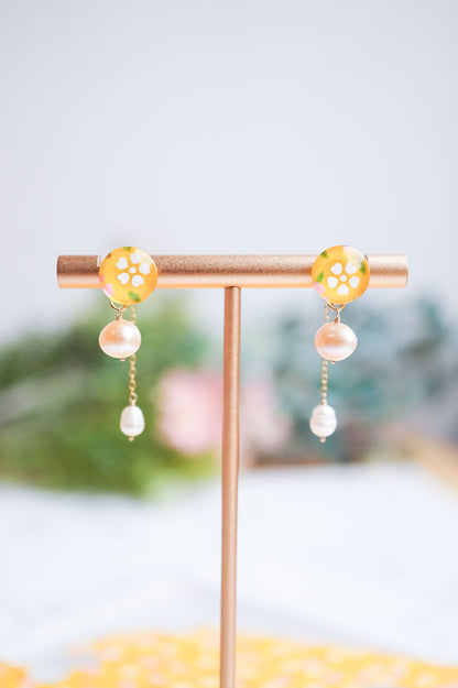 Little Spring Earrings -Dianthus (Yellow)