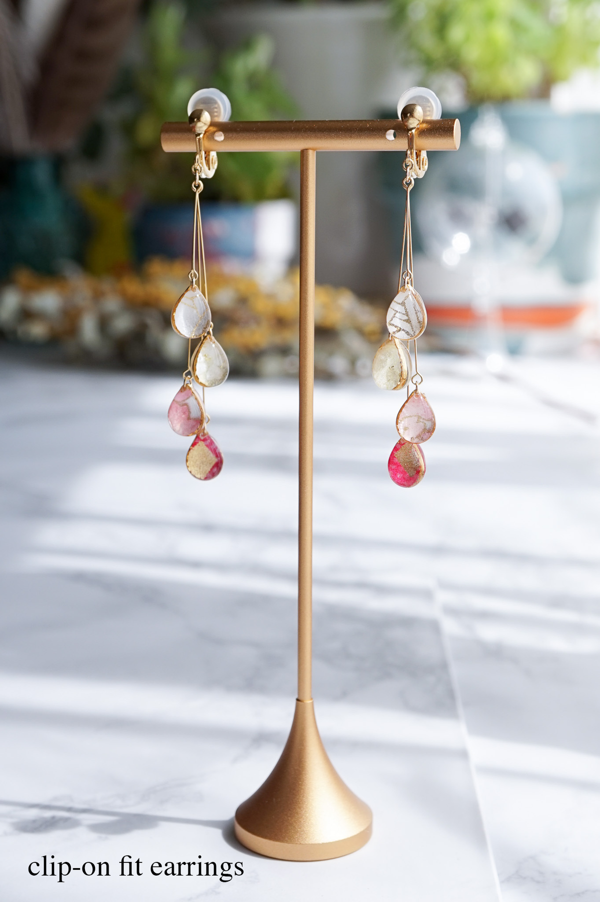 Shigure Earrings #4 - Crimson