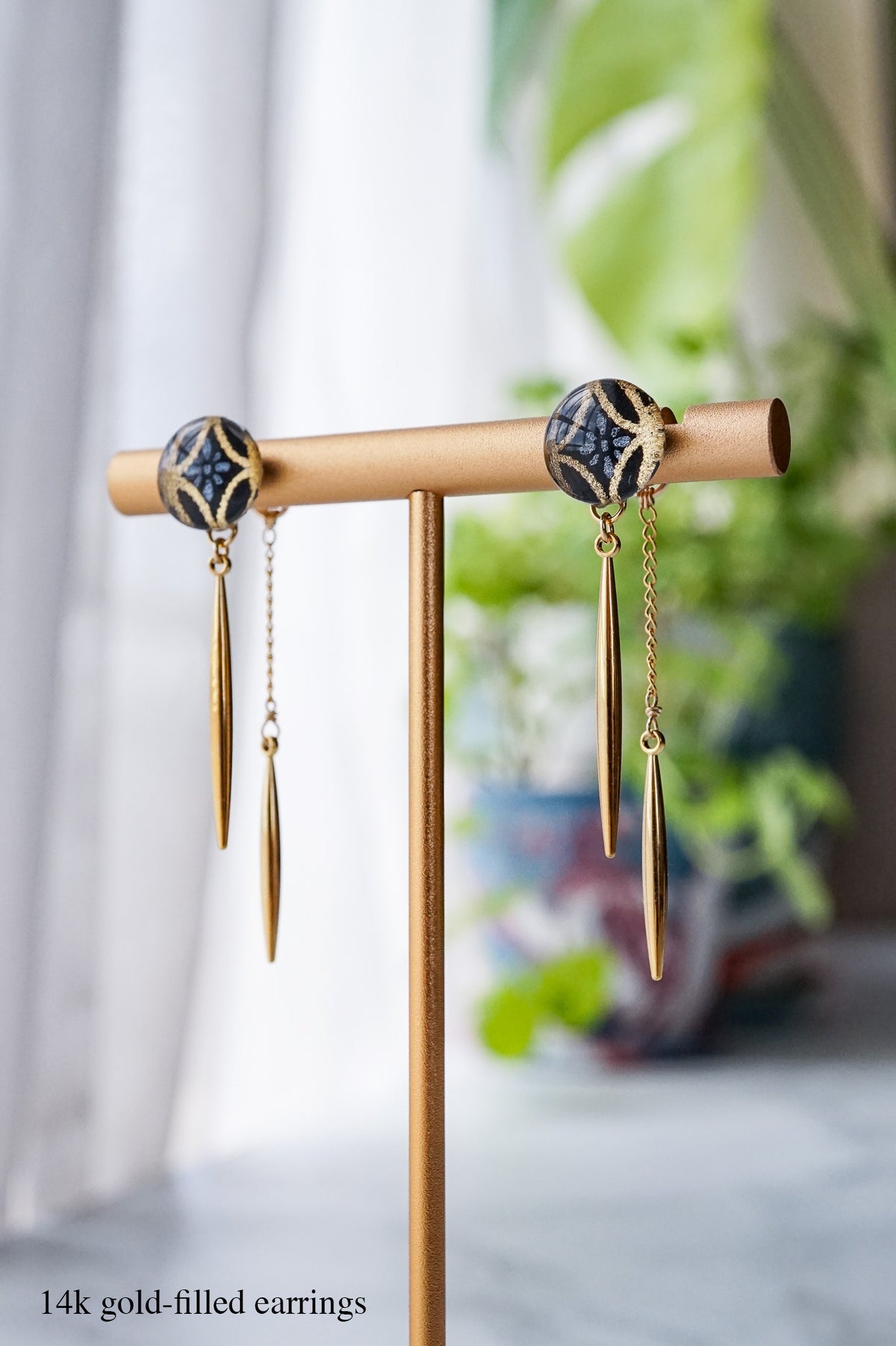 Icicle Earrings - Hana-Shippo (Black)