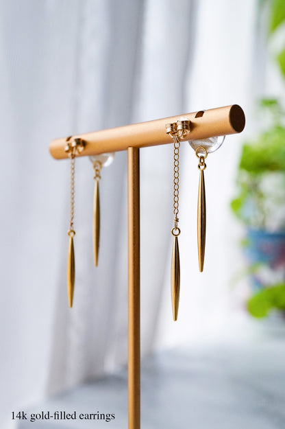 Icicle Earrings - Hemp Leaf (Gold)