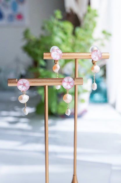 Little Spring Earrings - Tiny Sakura (Pink)