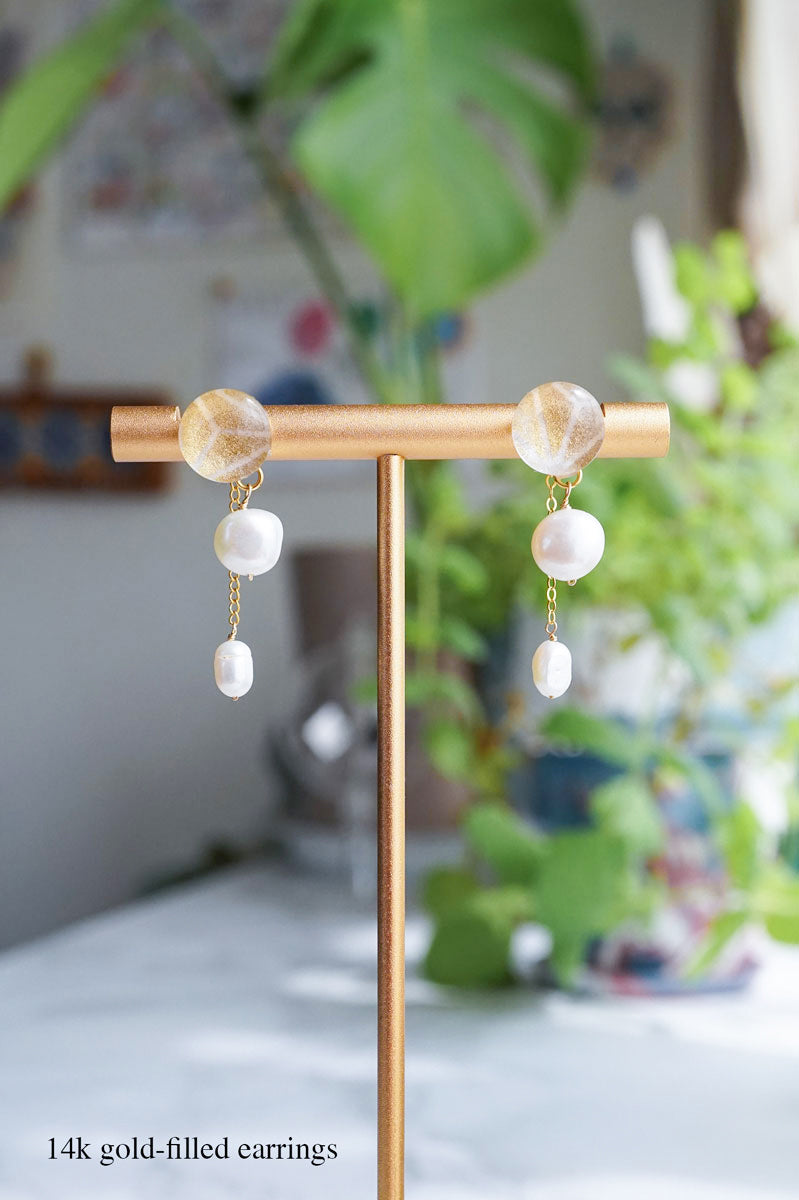 Little Spring Earrings - Hemp Leaf (Gold)