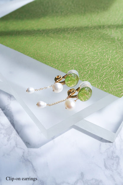 Little Spring Earrings - Pine Needles