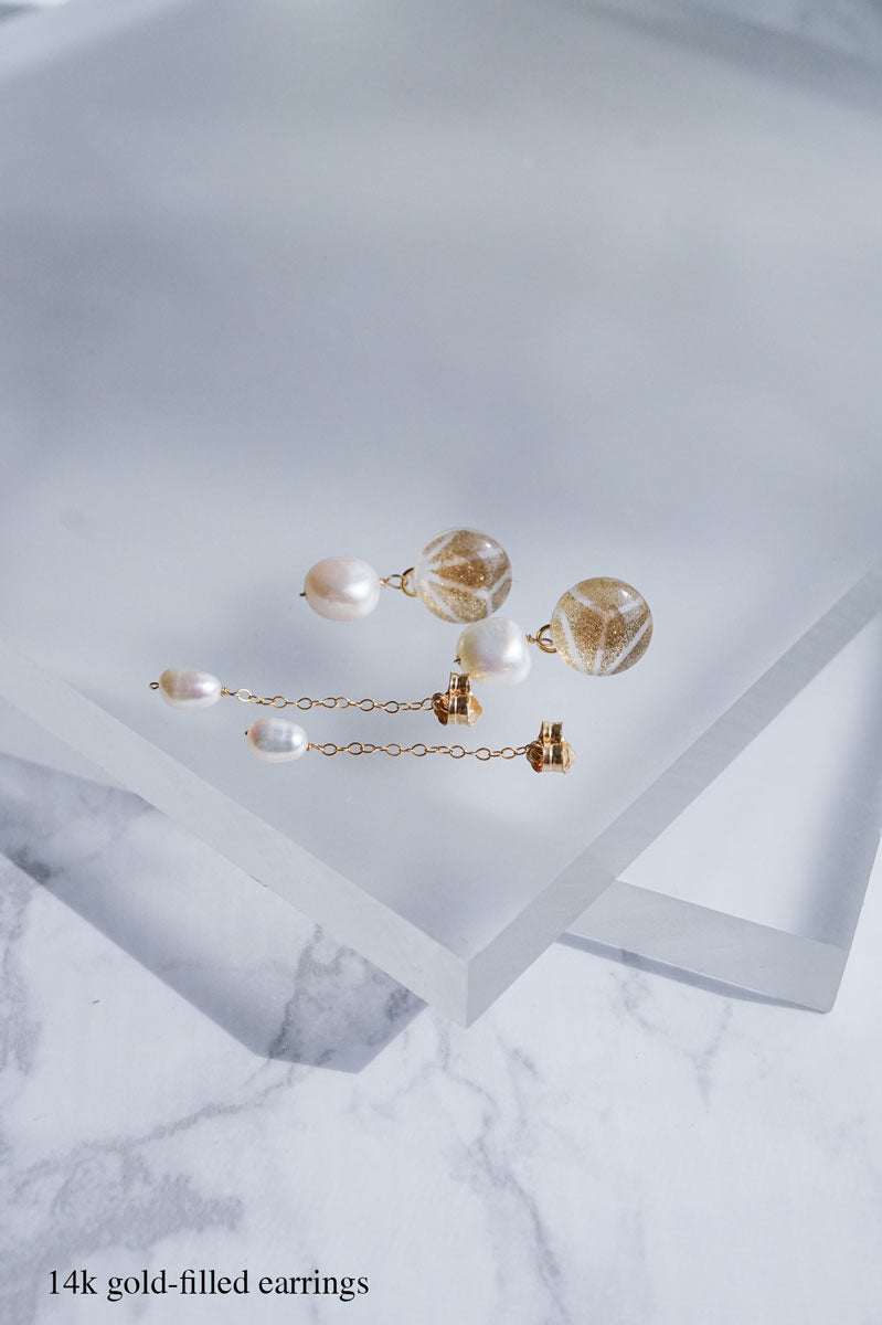 Little Spring Earrings - Hemp Leaf (Gold)