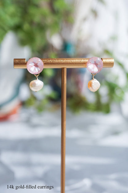 Little Spring Earrings - Tiny Sakura (Pink)