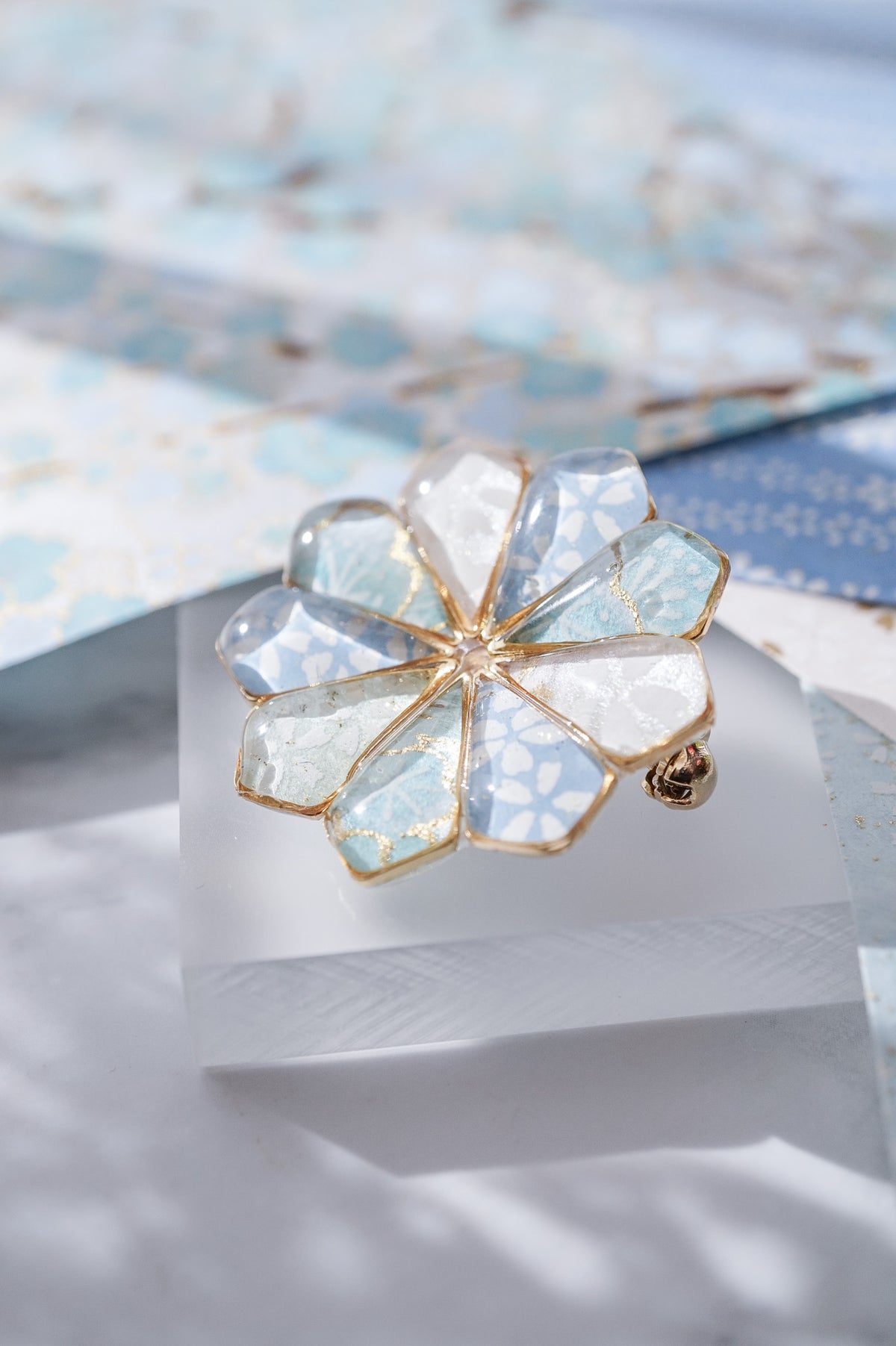 Star Flower Brooch - Lapis Lazuli -