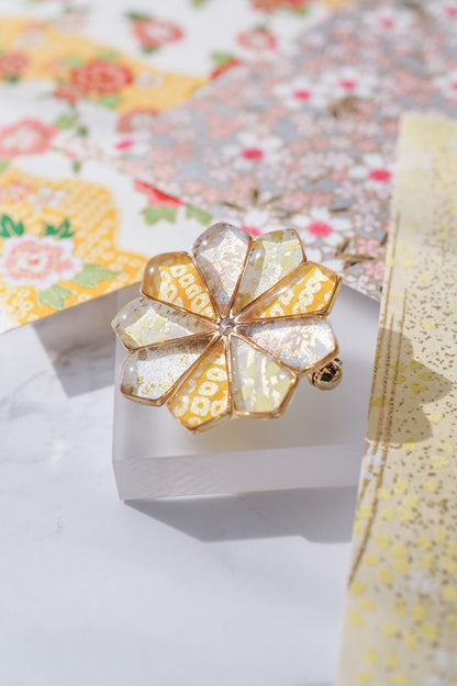 Star Flower Brooch - Lapis Lazuli -
