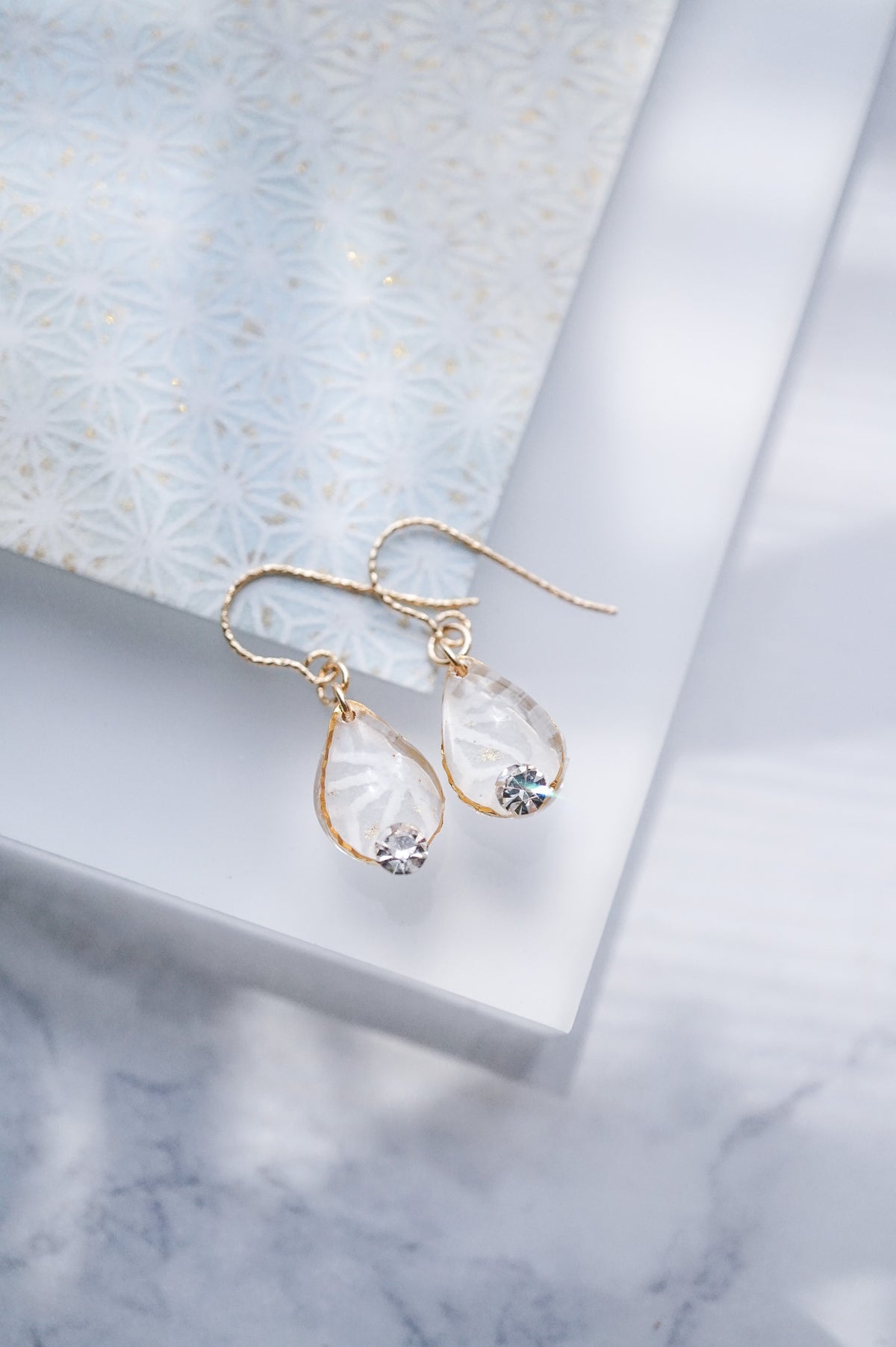 Morning Dew Earrings - Hemp Leaf (White)
