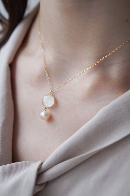 Koharu Necklace - Small Cherry Blossom (White)