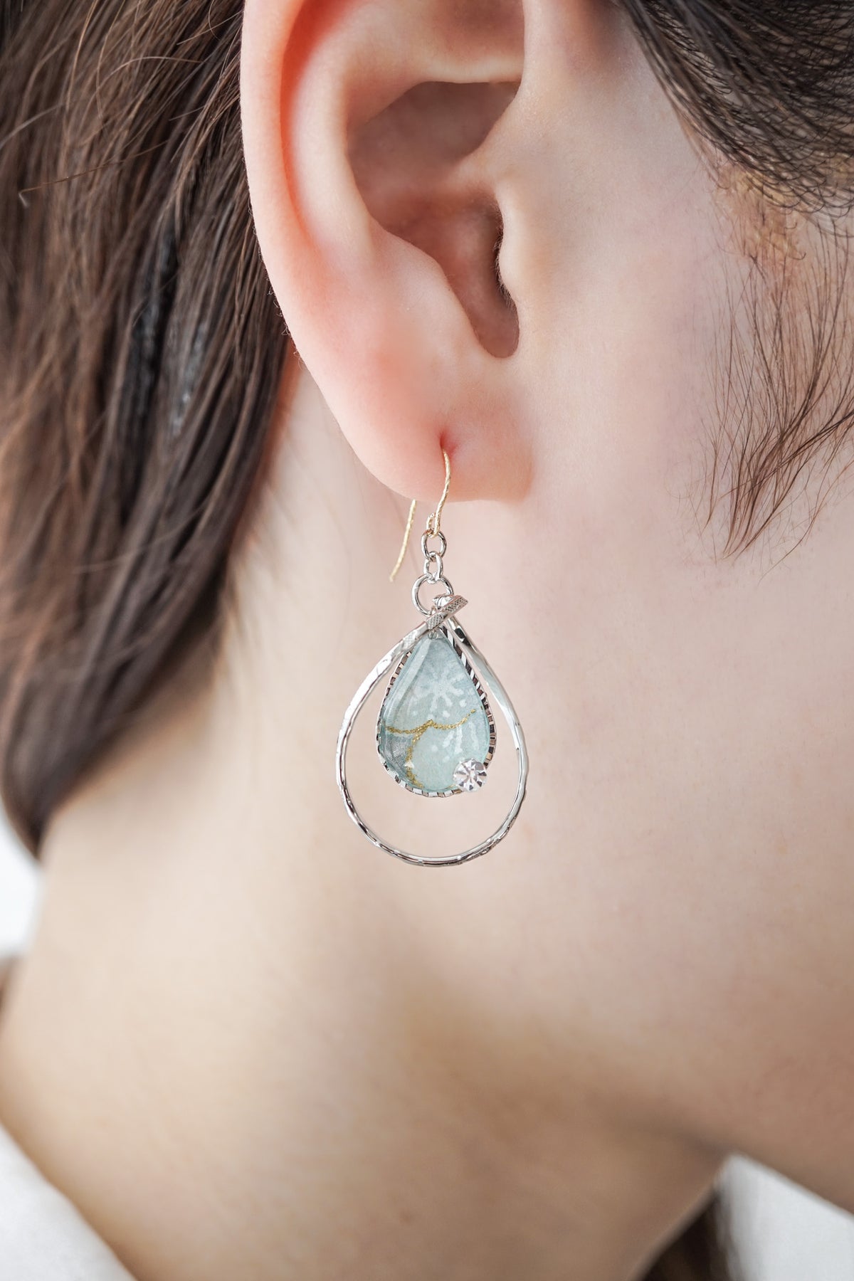 Flower Dew Earrings - Plum (Light Blue)