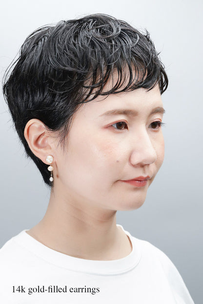 Little Spring Earrings - Tiny Sakura (White)